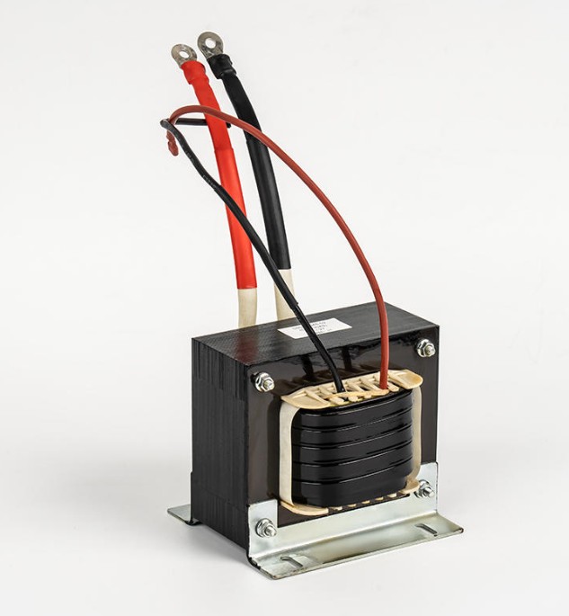 Milyen jelenségeket okoz az inverteres transzformátor magtelítettsége?